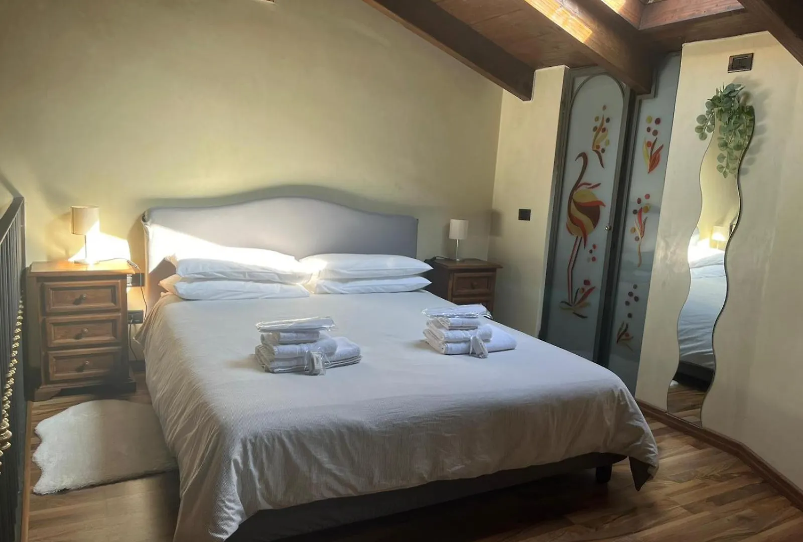 Lejlighed Bilocale Dafne Abbadesse Guest House Milano Italien